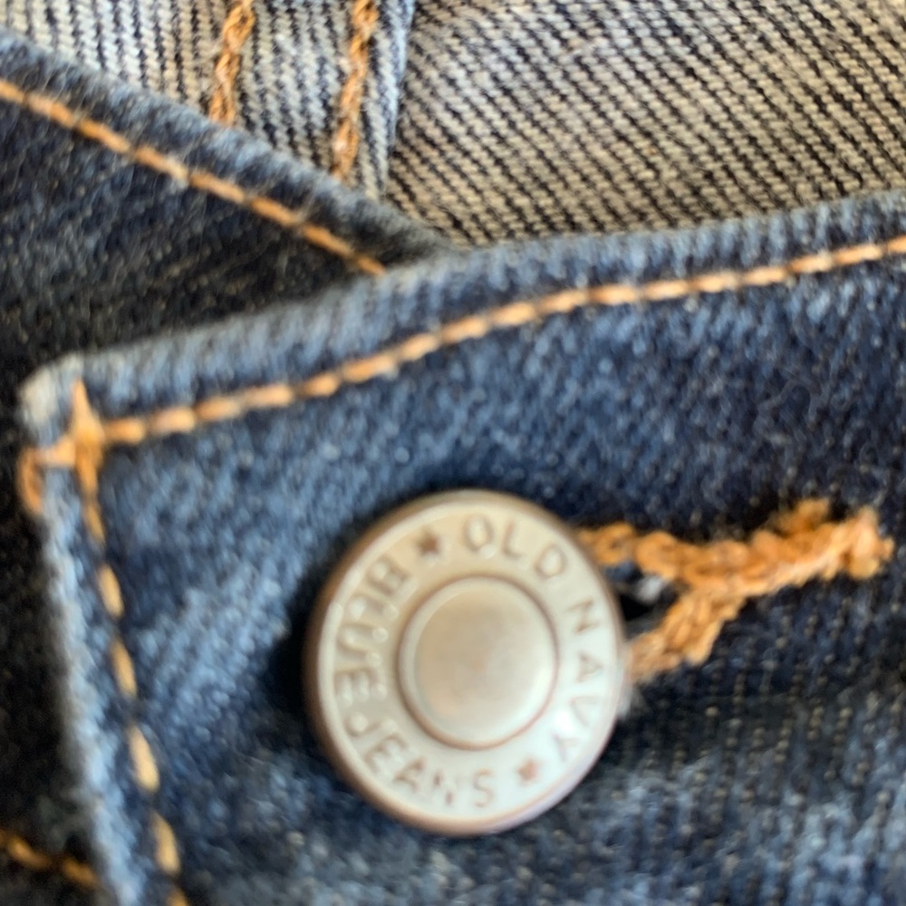 Old Navy Cropped Jeans Midrise Slit Hem Dark Wash Blue Women’s 6? (See pics) pr - Picture 6 of 7